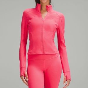 Lululemon Cropped define jacket in sold out shade lipgloss